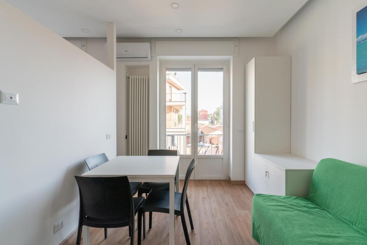 Cimiano Suite 21, New Apartment Milan Luaran gambar